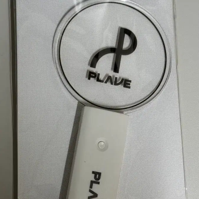 [SOLD OUT] 플레이브 임시 응원봉