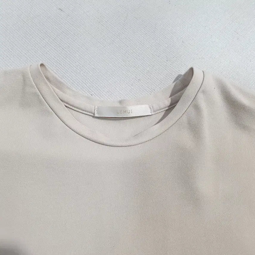 [BUNJANG] LEMUI Round Neck Short Sleeve T-Shirt (Size: F) / (JJ30080)LEMUI 르뮈 라운드 반팔티 F