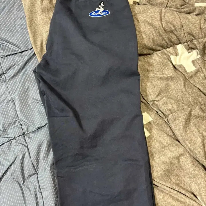 [BUNJANG] Supreme Pin-Up Girl Dark Navy / (32) 슈프림 핀업걸 다크네이비