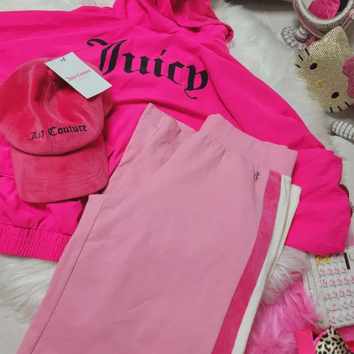 [BUNJANG] Juicy Couture Pink Tracksuit Set with Hat / 쥬시 꾸뛰르 핑크 트레이닝복 세트 + 모자