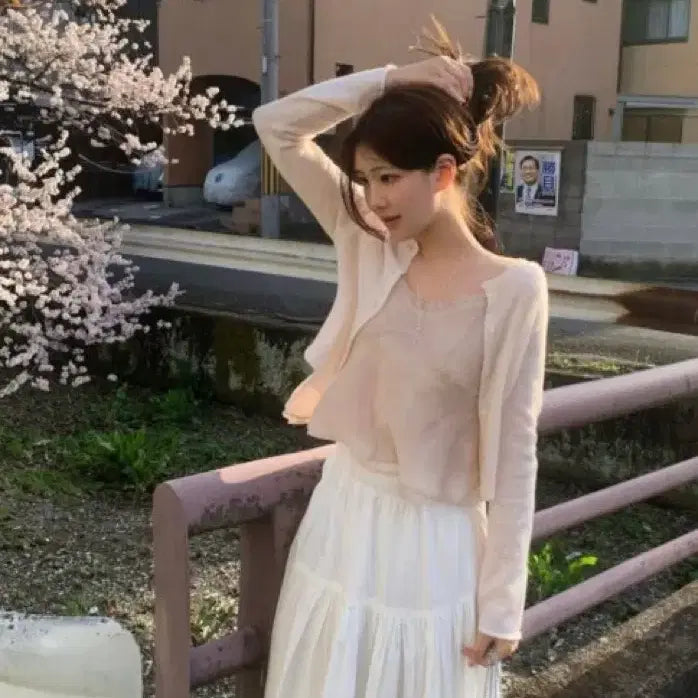 [BUNJANG] Ondemin Sweet Frill Sleeveless Top / (새상품)온드민 스윗 프릴 슬리브리스