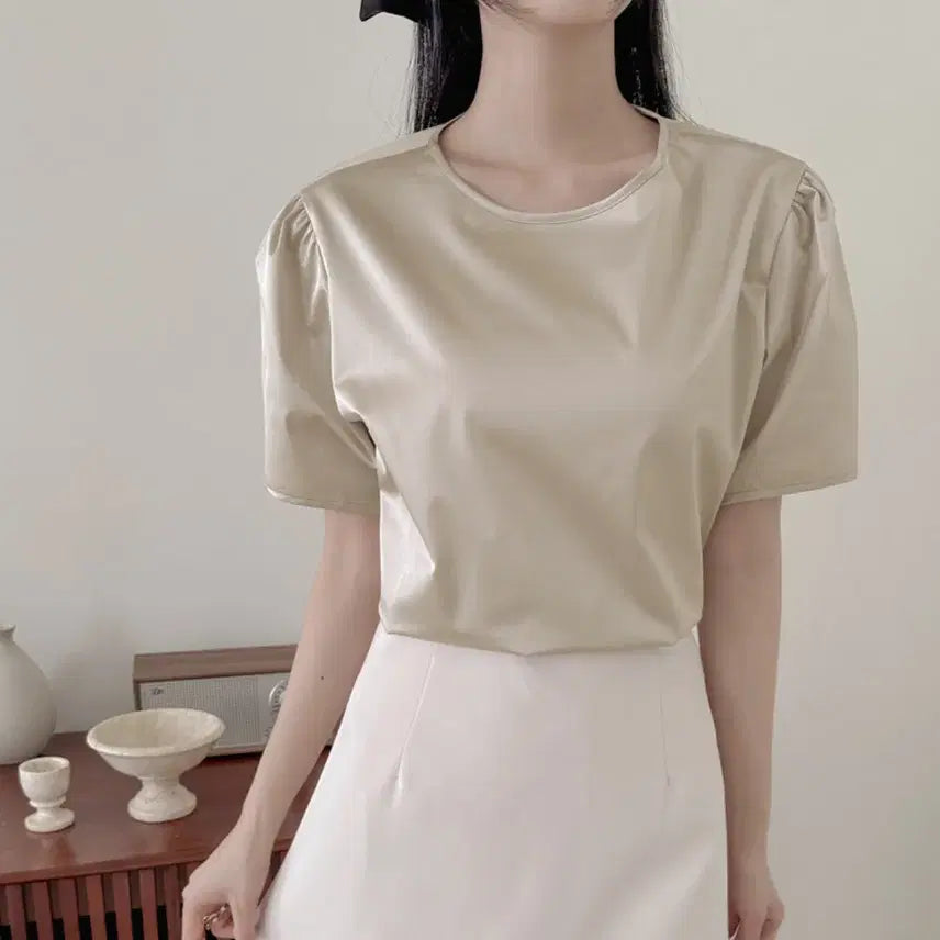 [BUNJANG] Pois Signature Satin Blouse Beige / 뿌아(pois) 시그니처 블라우스 55-66 새상품