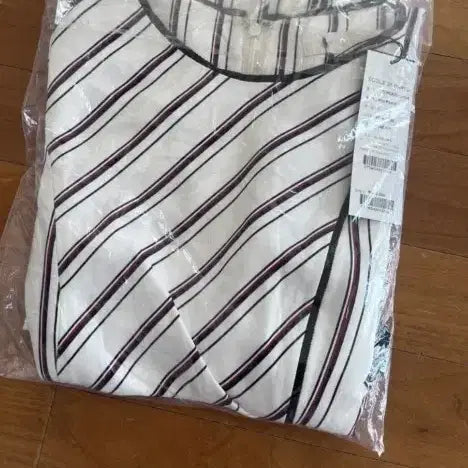 [BUNJANG] Loose Fit Stripe Blouse (New) / 루즈핏 스트라이프 블라우스 새상품