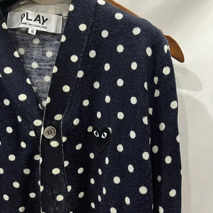 [BUNJANG] Comme des Garçons Play Dot Wool Cardigan Navy S / [정품] 꼼데가르송 플레이 도트 울 가디건 네이비 S