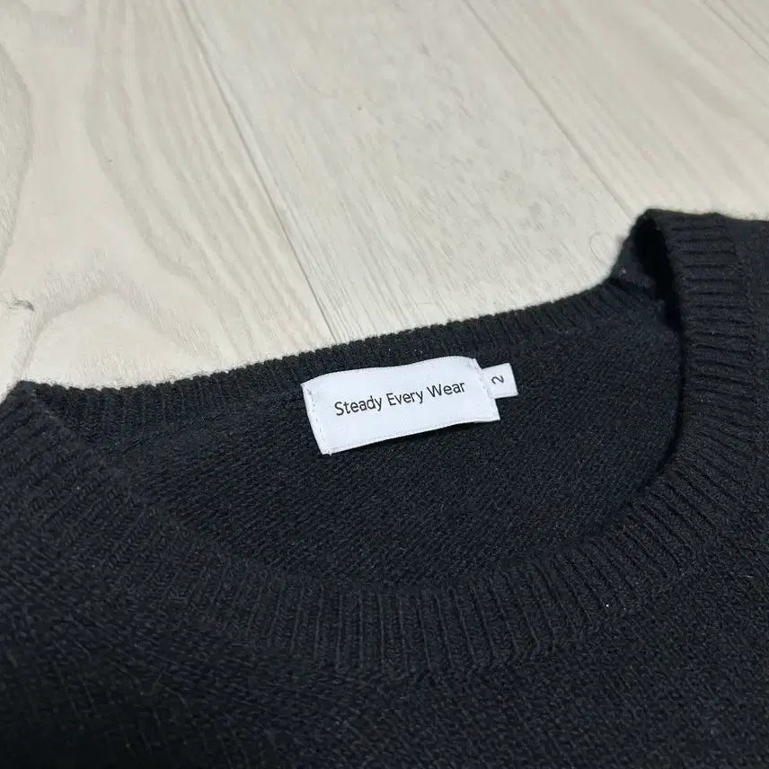 [BUNJANG] Steady Are We Everywhere Cotton Round Neck Knit Black / [2] 스테디에브리웨어 코튼 라운드넥 니트 블랙