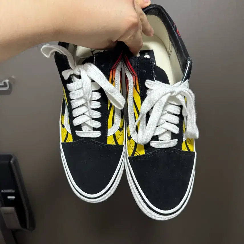 [BUNJANG] Vans Old Skool Flame Sneakers / (290) 반스 올드스쿨 플레임