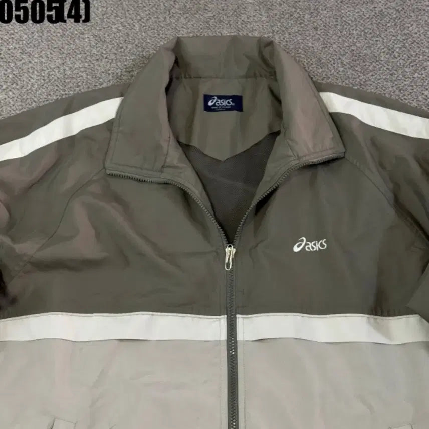 [BUNJANG] Asics Windbreaker Jacket / 아식스 바람막이 자켓 110 | 0505