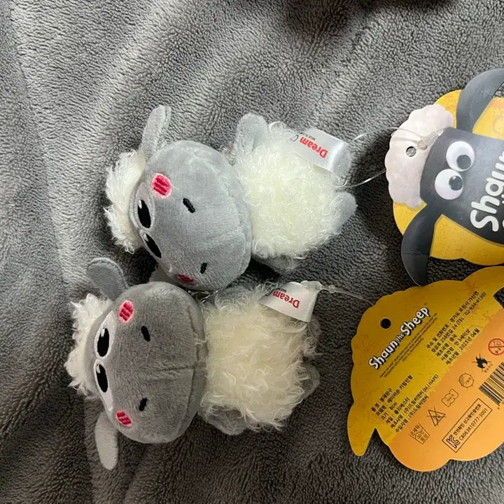 [BUNJANG] Beaver and Sheep Charm Keyring Set / 인형 키링