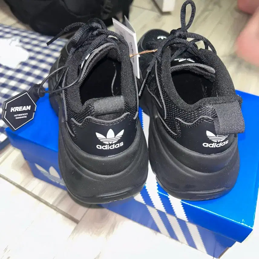 [BUNJANG] Adidas Ozgaia Core Black Shoes / 아디다스 오즈가이아 코어 블랙 220 새상품