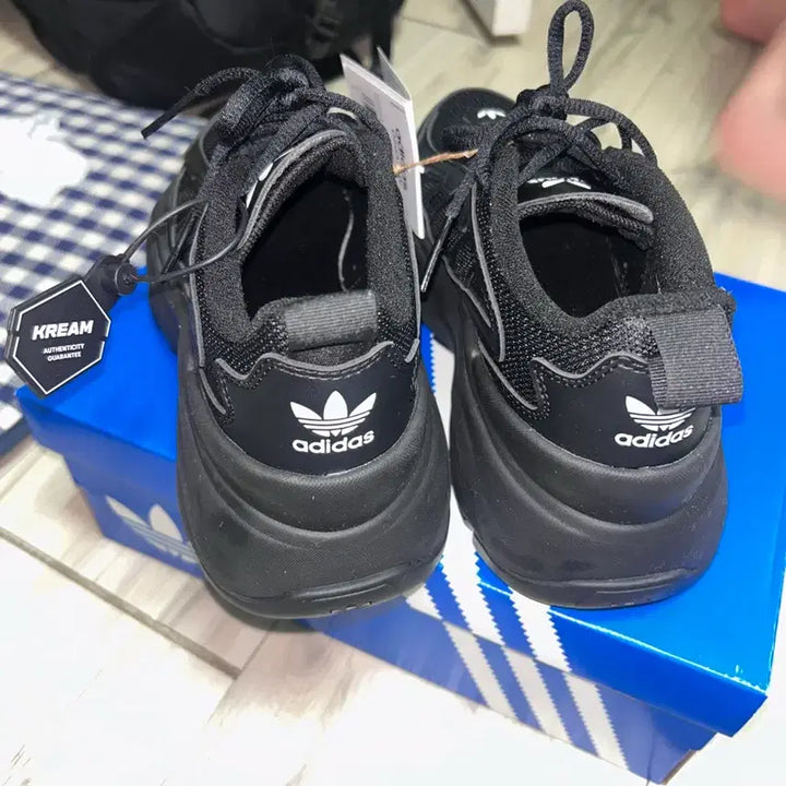 [BUNJANG] Adidas Ozgaia Core Black Shoes / 아디다스 오즈가이아 코어 블랙 220 새상품