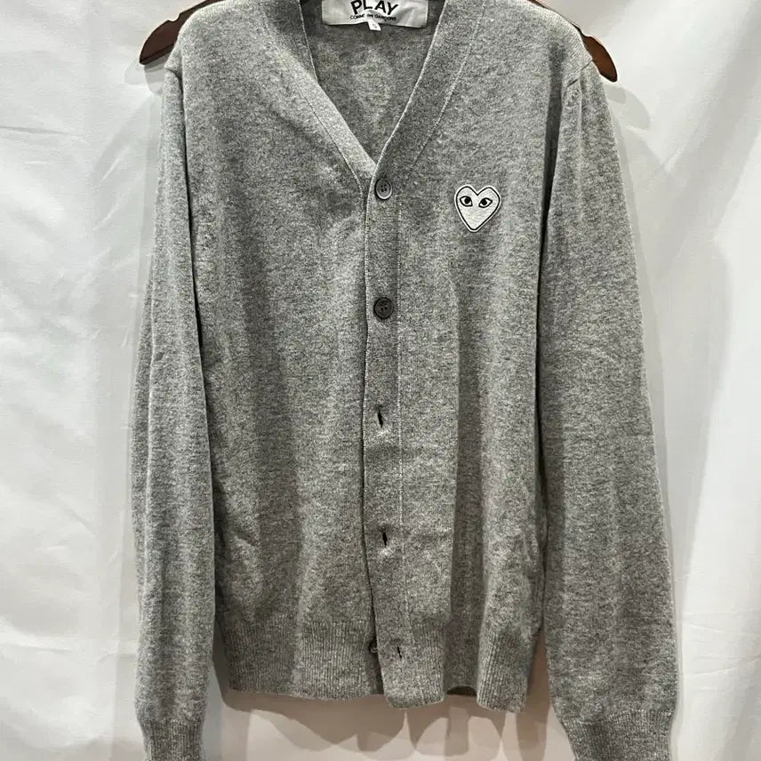 [BUNJANG] Comme des Garçons Play White Heart Wool Cardigan Grey S / [정품] 꼼데가르송 플레이 화이트 하트 울 가디건 그레이 S