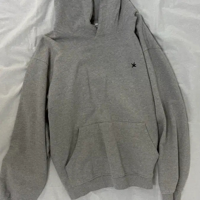[BUNJANG] The Coldest Moment Starfish Mini Logo Hoodie Grey / 더콜디스트모먼트 후드티