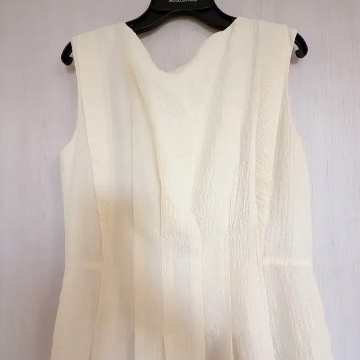 [BUNJANG] MOJO.S.PINE Ivory Sleeveless Chain Belt Long Dress / 모조에스핀 여성 아이보리 민소매 체인벨트 롱원피스