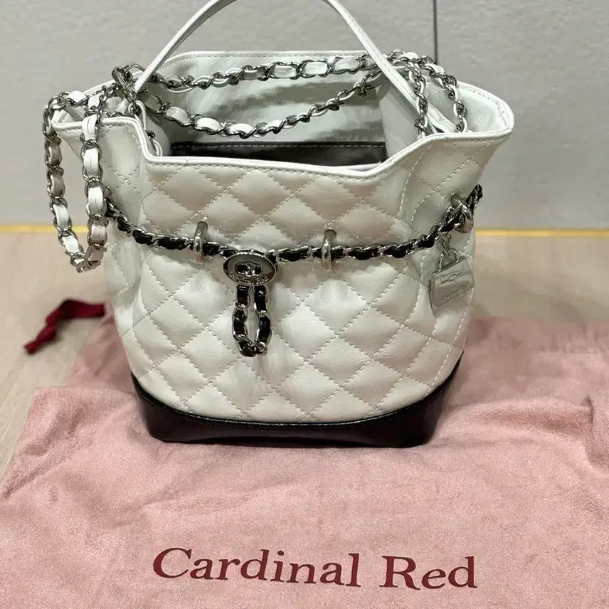 [BUNJANG] Cardinal Red Bell Bag Mix / 카디널레드 벨백 믹스