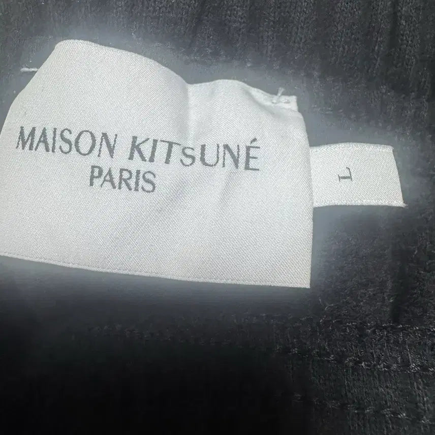 [BUNJANG] Maison Kitsuné Fox Patch Black Jogger Pants / 메종키츠네 폭스 패치 블랙 조거팬츠