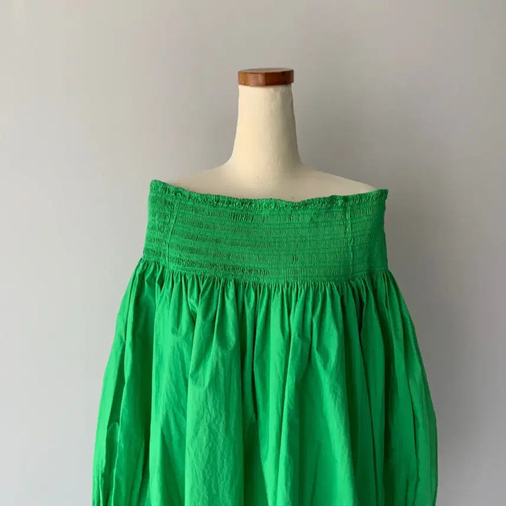 [BUNJANG] COS Green Shirring Blouse / 새옷 COS 그린 셔링 블라우스 L