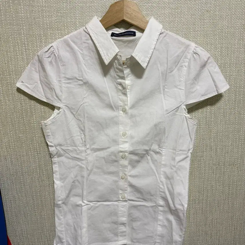 [BUNJANG] Brandy Melville Short Sleeve Shirt / 브랜디멜빌 반팔셔츠
