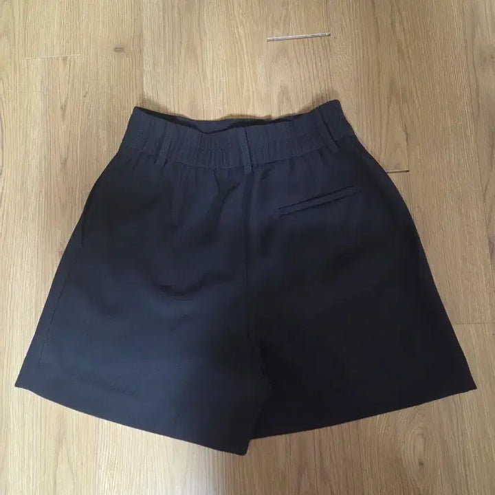 [BUNJANG] 8SECONDS Black Tailored Shorts / 에잇세컨즈 블랙 반바지 숏팬츠 정장 반바지