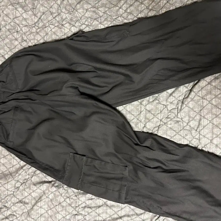 [BUNJANG] Black Cargo Jogger Pants / 블랙 카고 조거팬츠