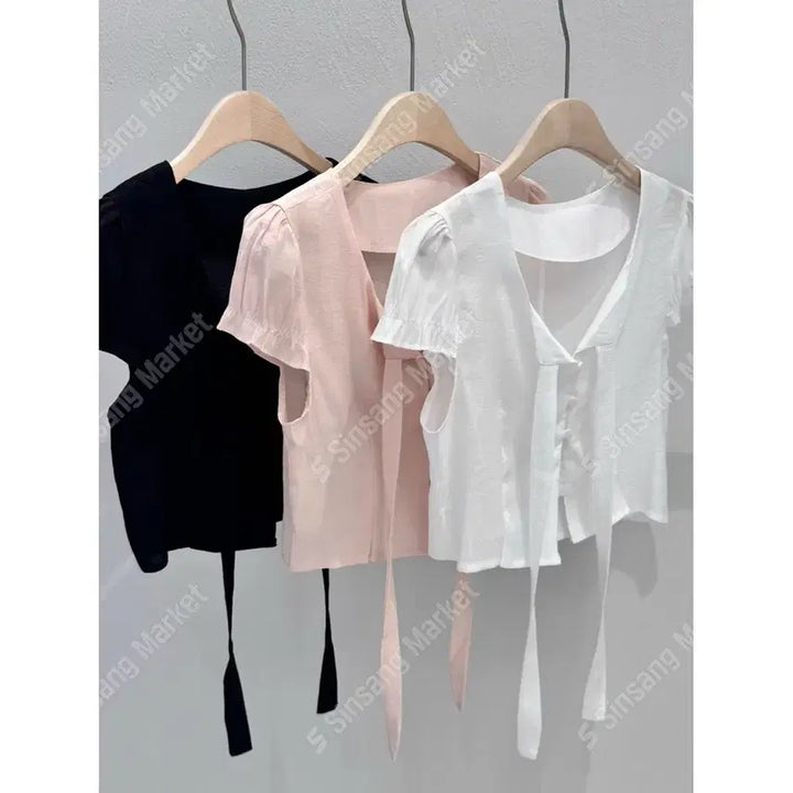[BUNJANG] Puff Sleeve Cropped Ribbon Tie Shirring Short Sleeve Blouse / 퍼프소매 크롭 리본 타이 셔링 반팔 블라우스 / 117