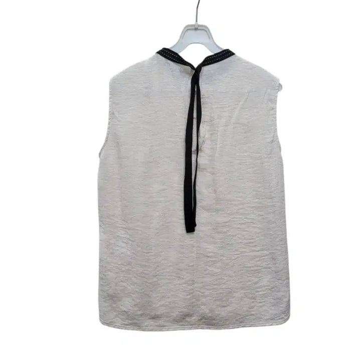 [BUNJANG] Maje Sleeveless Blouse / 마쥬 슬리브리스 블라우스