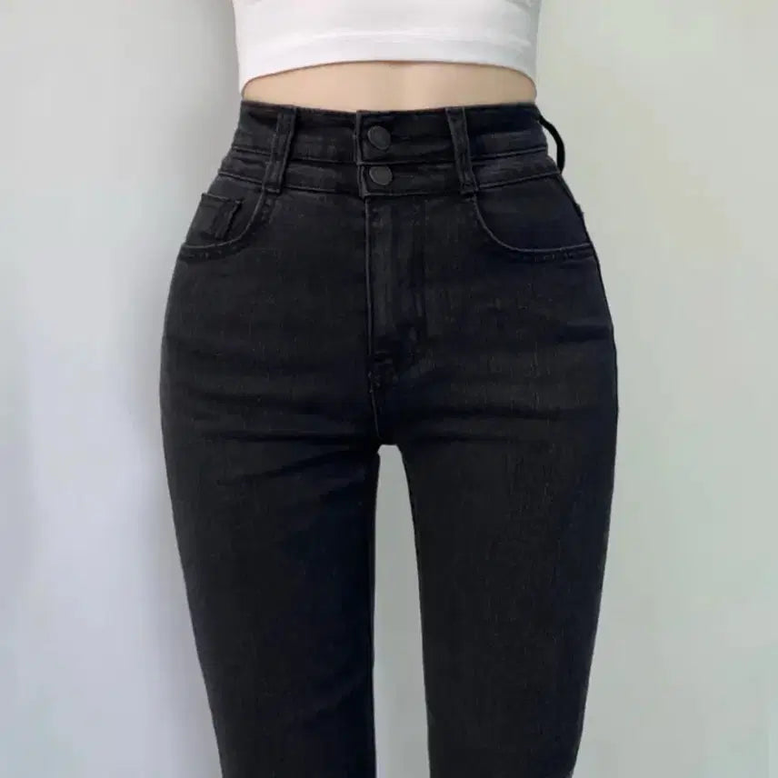 [BUNJANG] Two-Button Black High-Waist Skinny Jeans / 미사용 | 투버튼 흑청 하이웨스트 블랙 스키니 | 원가 32,800