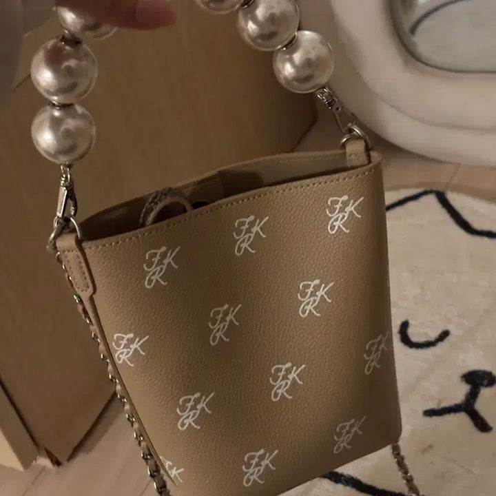 [BUNJANG] Find Kapoor Beige Mini Bag with Pearl Strap / 파인드카푸어 베이지 미니