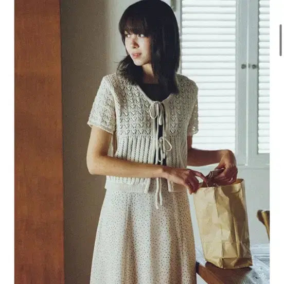 [BUNJANG] Mango Many Please Punch Knit Cardigan Natural Color / 망고매니플리즈 반팔 펀칭 니트 가디건 살안타템 새상품급