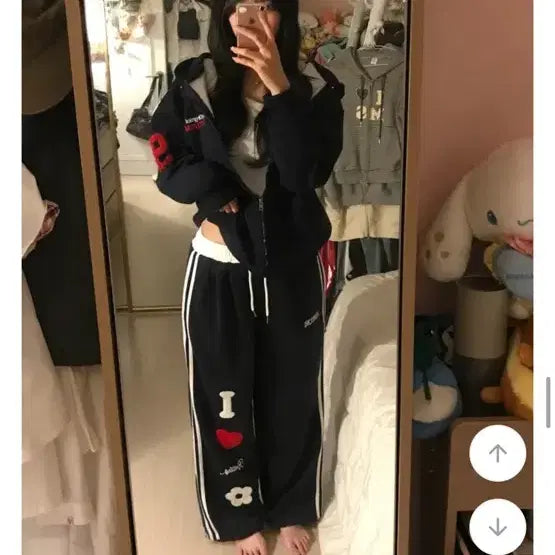 [SOLD OUT] 로아즈 90 타미스 후드집업(블랙)