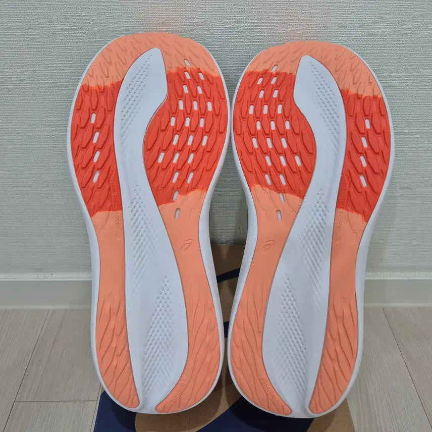 [BUNJANG] Asics Glideride Max Running Shoes 275mm / [새제품] 아식스 글라이드라이드 맥스 275mm