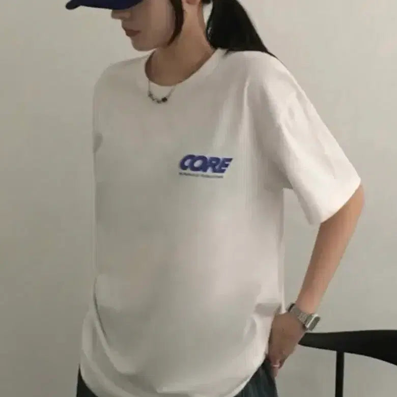 [BUNJANG] Nika Core Oversized Short-Sleeve T-Shirt / 니까 코어 오버핏 반팔티