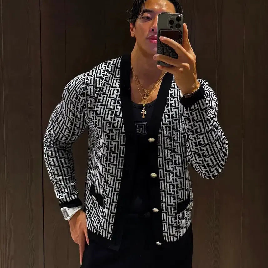 [BUNJANG] Rafinato RT Monogram Metallic Tweed Cardigan / 라피나토 RT모노그램 메탈릭 트위드가디건 52