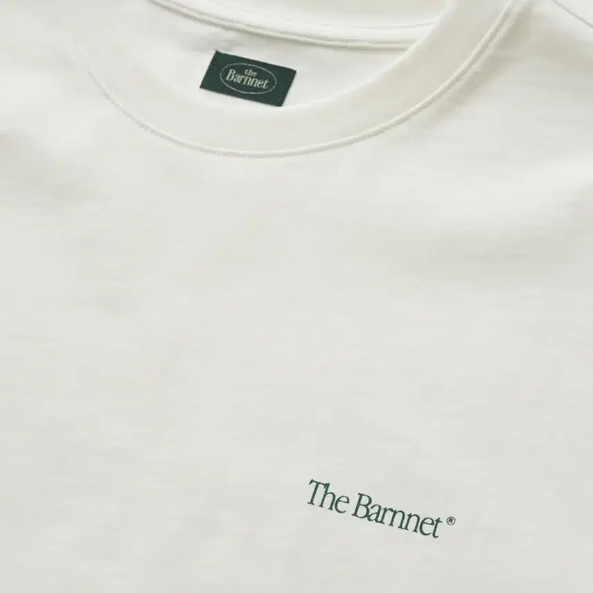 [BUNJANG] The Barnet Country Barn Short Sleeve T-Shirt White / 더바넷 Country Barn 반팔 티셔츠