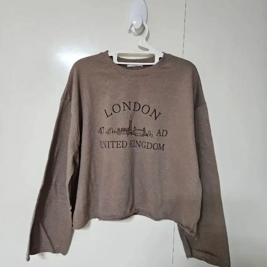 [BUNJANG] London Printing Sweatshirt / 런던 프린팅 아이보리 /브라운/그레이 맨투맨