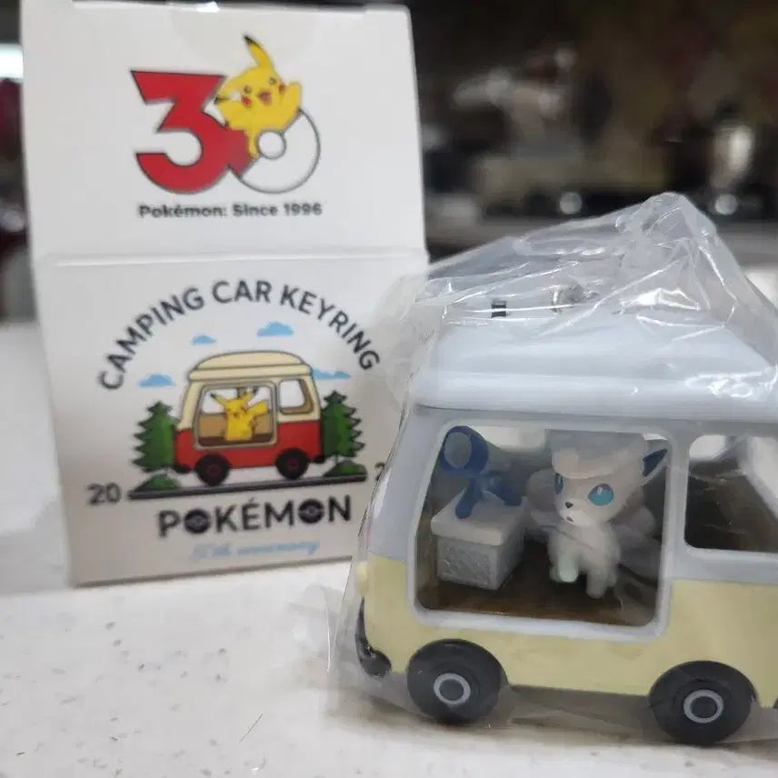 [BUNJANG] Lotte x Pokemon Camping Car Vulpix Keyring / 롯데리아 포켓몬  캠핑카 식스테일@