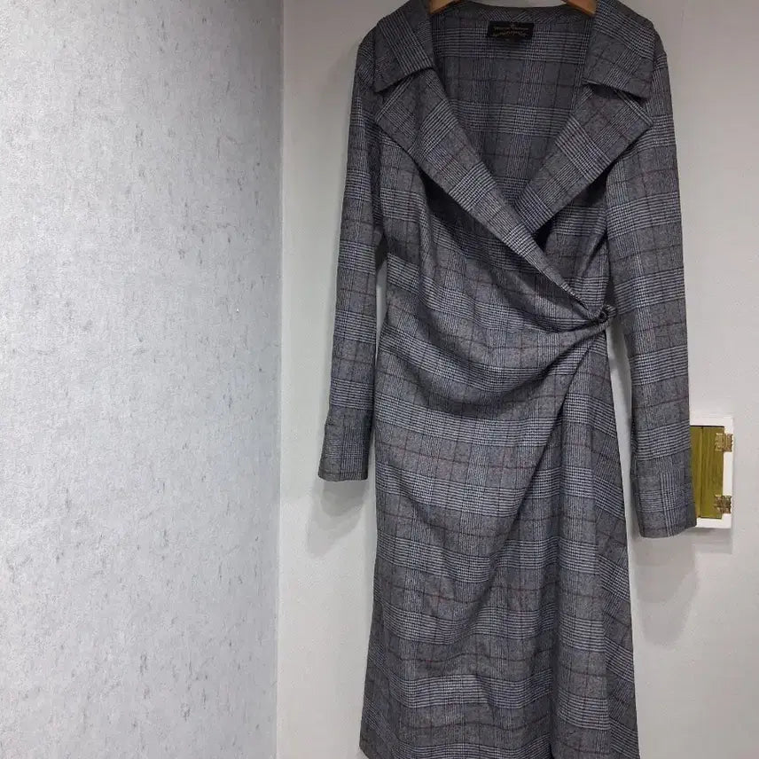 [SOLD OUT] 비비안웨스트우드 앵글로 매니아 원피스