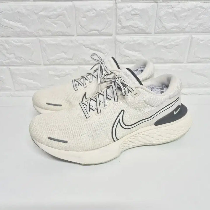 [BUNJANG] Nike ZoomX Invincible Run Flyknit 2 Shoes / 나이키 295 줌X 인빈시블 런 플라이니트 2