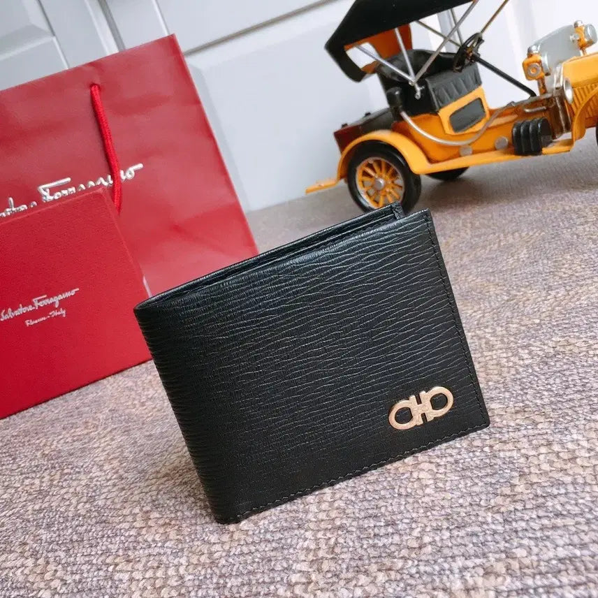 [BUNJANG] Salvatore Ferragamo Bifold Wallet Black / 페라가모 반지갑 블랙