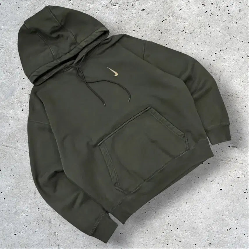 [BUNJANG] Nike x Billie Eilish NRG Hoodie Olive / [L] 나이키 x 빌리아일리쉬 NRG 후드티 올리브 스우시