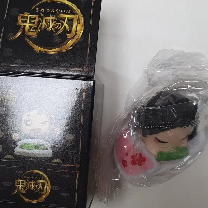 [BUNJANG] Demon Slayer Nezuko Mini Figure (Sealed) / 귀멸의칼날 네즈코 미니 피규어 새상품