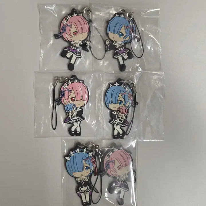 [BUNJANG] Re:Zero Rem &amp; Ram 6 Rubber Straps Bundle / 5월까지 판매) 리제로 렘 람 러버스트랩 6개 일괄
