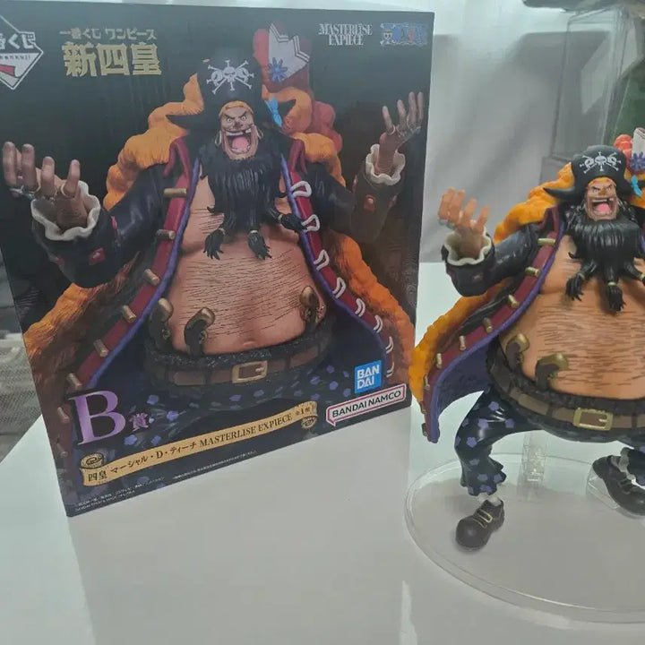 [BUNJANG] One Piece Ichiban Kuji Master Stars Piece Marshall D. Teach Blackbeard Figure with Acrylic Base / (아크릴베이스포함)원피스 제일복권 B상 신사황 마샬 D 티치 검은수염
