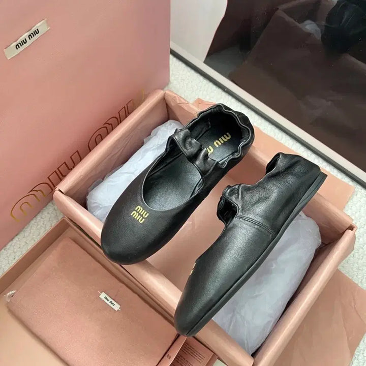 [BUNJANG] Miu Miu Black Leather Ballerina Flats / 미우미우 블랙 가죽 발레리나 플랫