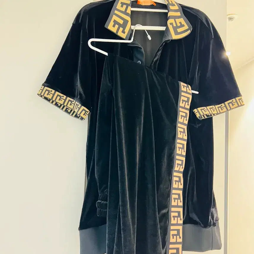[BUNJANG] Rafinato RT Monogram Velvet Collar Training Set-up Size 50 / 라피나토 RT모노그램 벨벳카라 트레이닝셋업 50