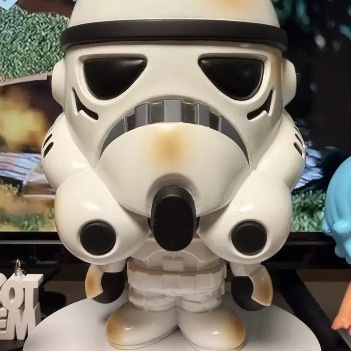 [BUNJANG] BAPE x Medicom Toy Star Wars Sandtrooper Milo Figure / 베이프 x 메디콤토이 스타워즈 샌드트루퍼 마일로