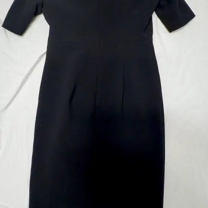 [SOLD OUT] 모조에스핀 핀턱 라운드 미디 정장 원피스 블랙