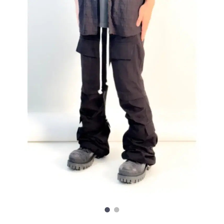 [BUNJANG] HAE A Zipper Cargo Flare 6-Pocket Pants (One Size) / 해아 hae a 지퍼 카고 플레어 6포켓 팬츠 / OS(사이즈표 첨부)