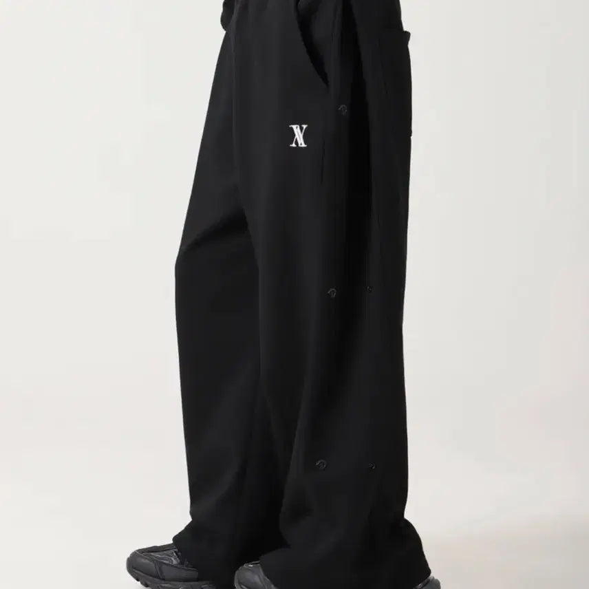 [BUNJANG] UrbanDress Wide Training Pants / 어반드레스 와이드 트레이닝 팬츠