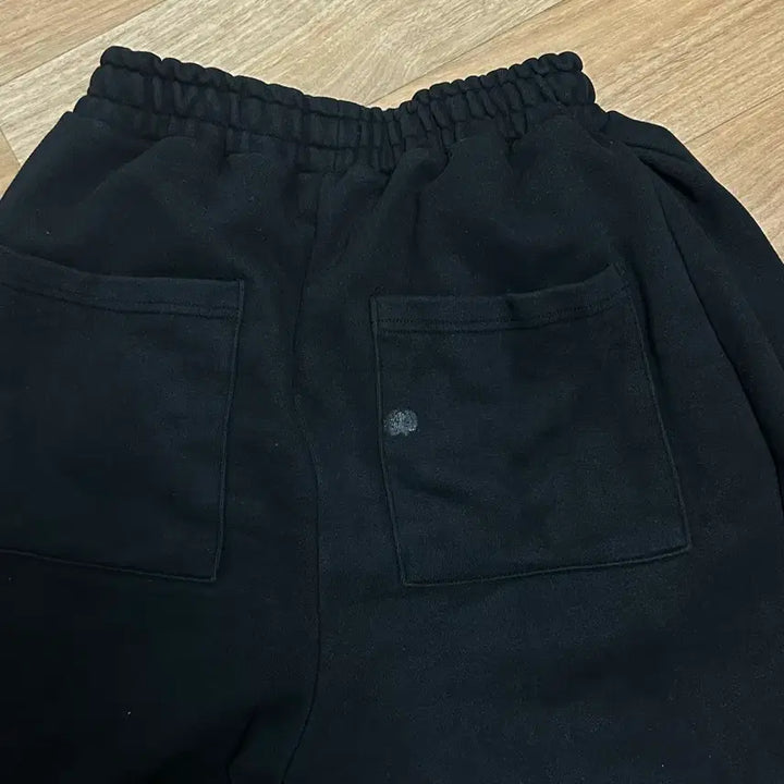 [BUNJANG] UrbanDress Wide Training Pants / 어반드레스 와이드 트레이닝 팬츠