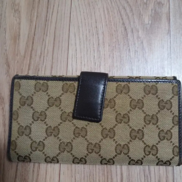 [BUNJANG] Gucci GG Logo Long Wallet / 구찌 GG 로고 장지갑